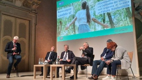 Il cardinale Zuppi a Bologna per un incontro sulla Laudato si' al Festival Francescano